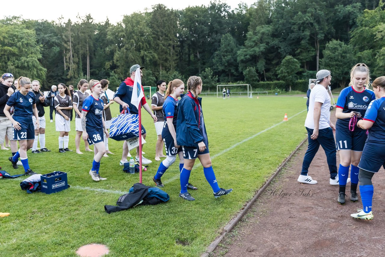 Bild 97 - Loewinnen Cup